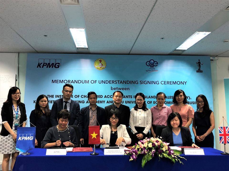 ICAEW và KPMG ký kết hợp tác với các trường đại học Việt Nam 